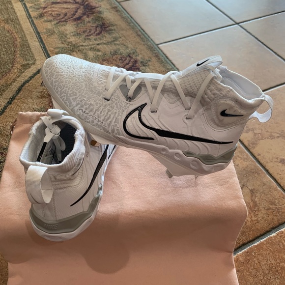 Nike Alpha Huarache NXT Premium Baseball Cleats - Picture 11 of 14